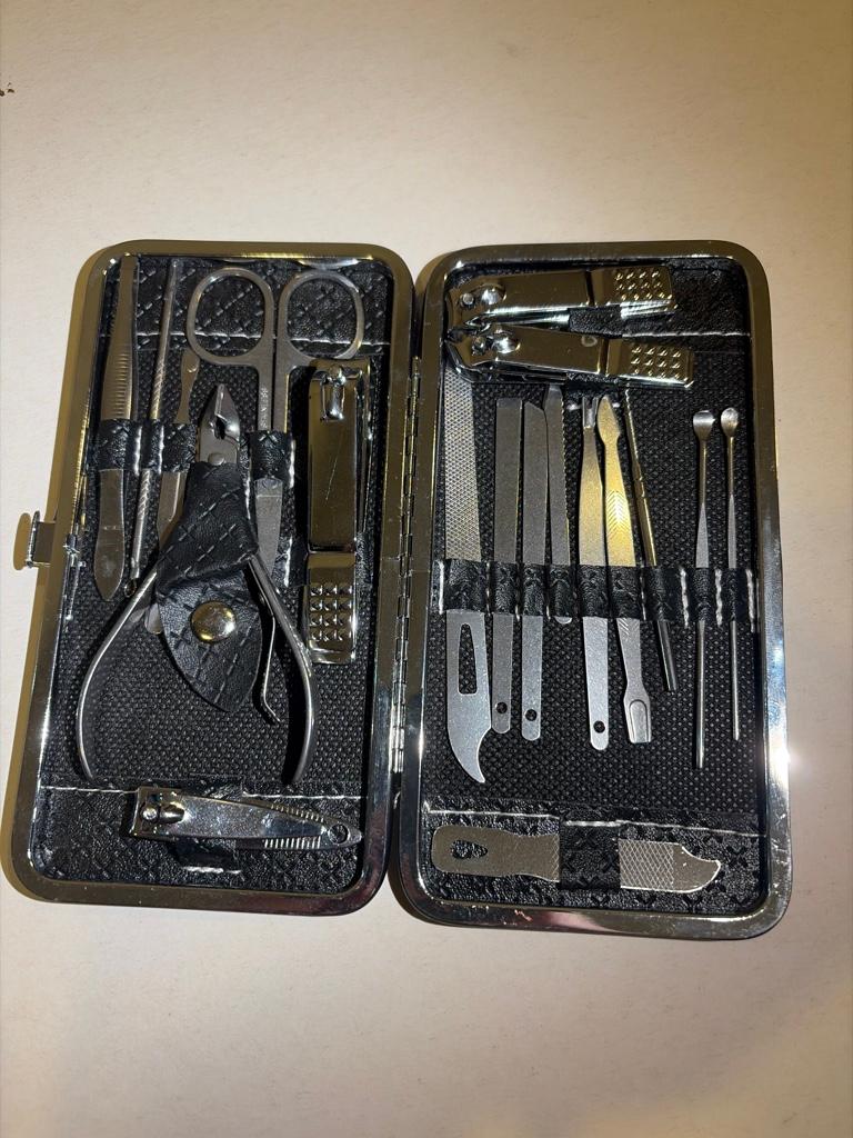 Kit manicure 19 pcs