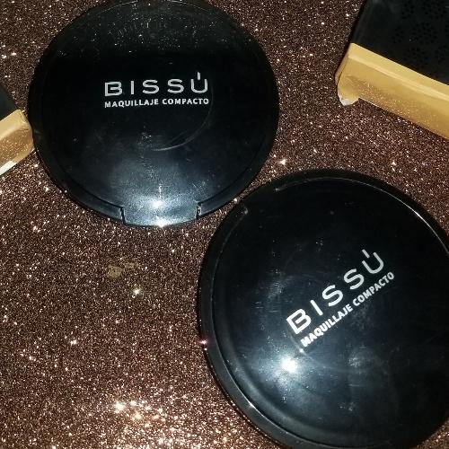  Polvo compacto "BISSU"