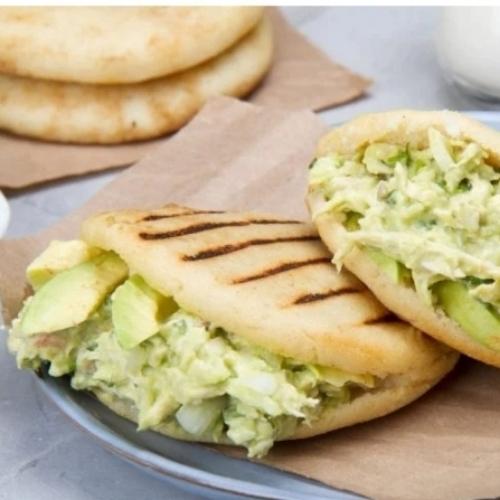 arepa reina pepiada 