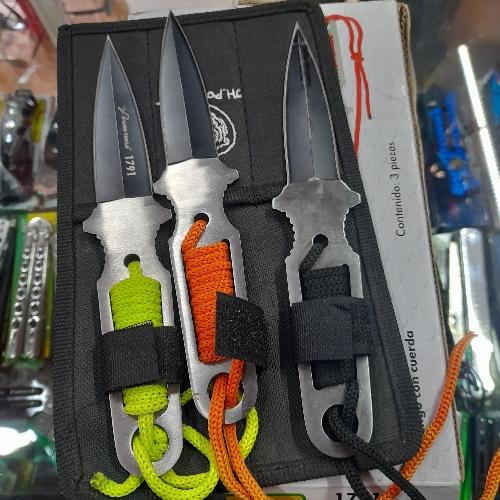 3 cuchillos 