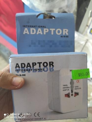 Adaptador internacional