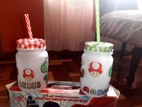 Jarro vidrio con sorbete