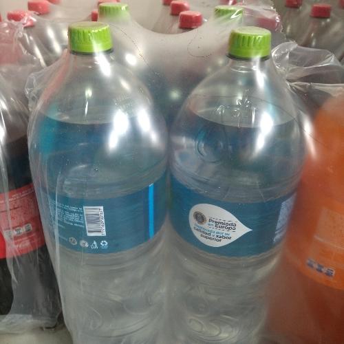 Agua de. 3 litros