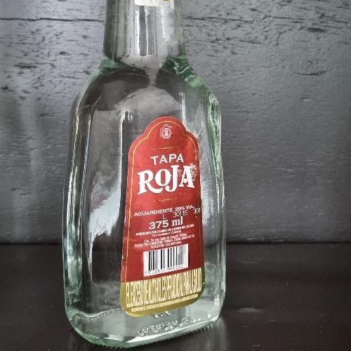 Aguardiente Tapa Roja Tradicional 750 ml 