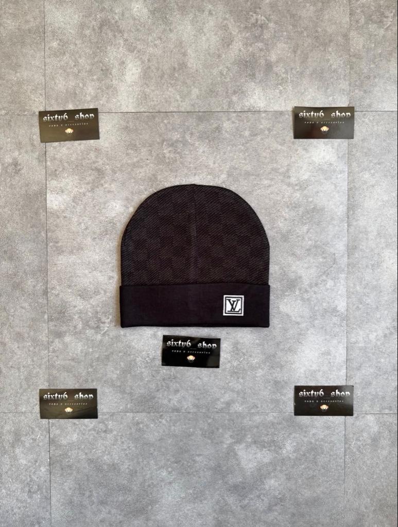 Gorro Louis Vuitton negro
