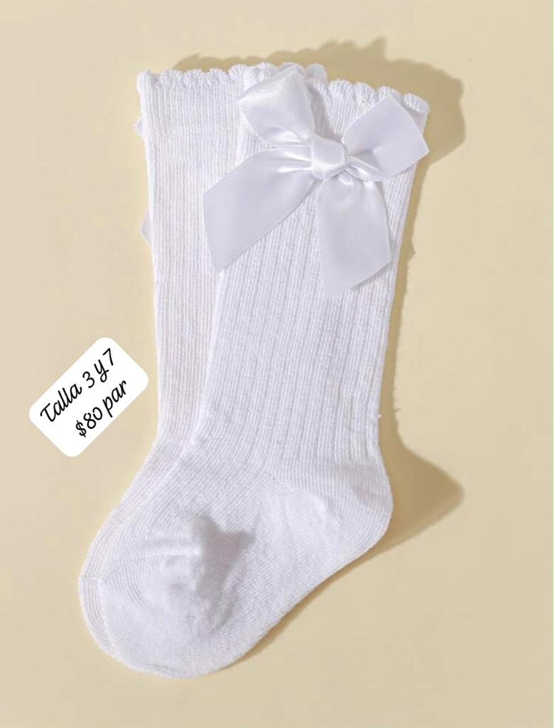 Calcetas blancas con moño talla 3 y 7