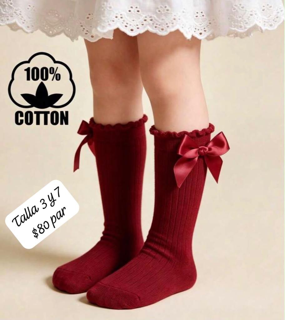 Calcetas rojas con moño talla 3 y 7