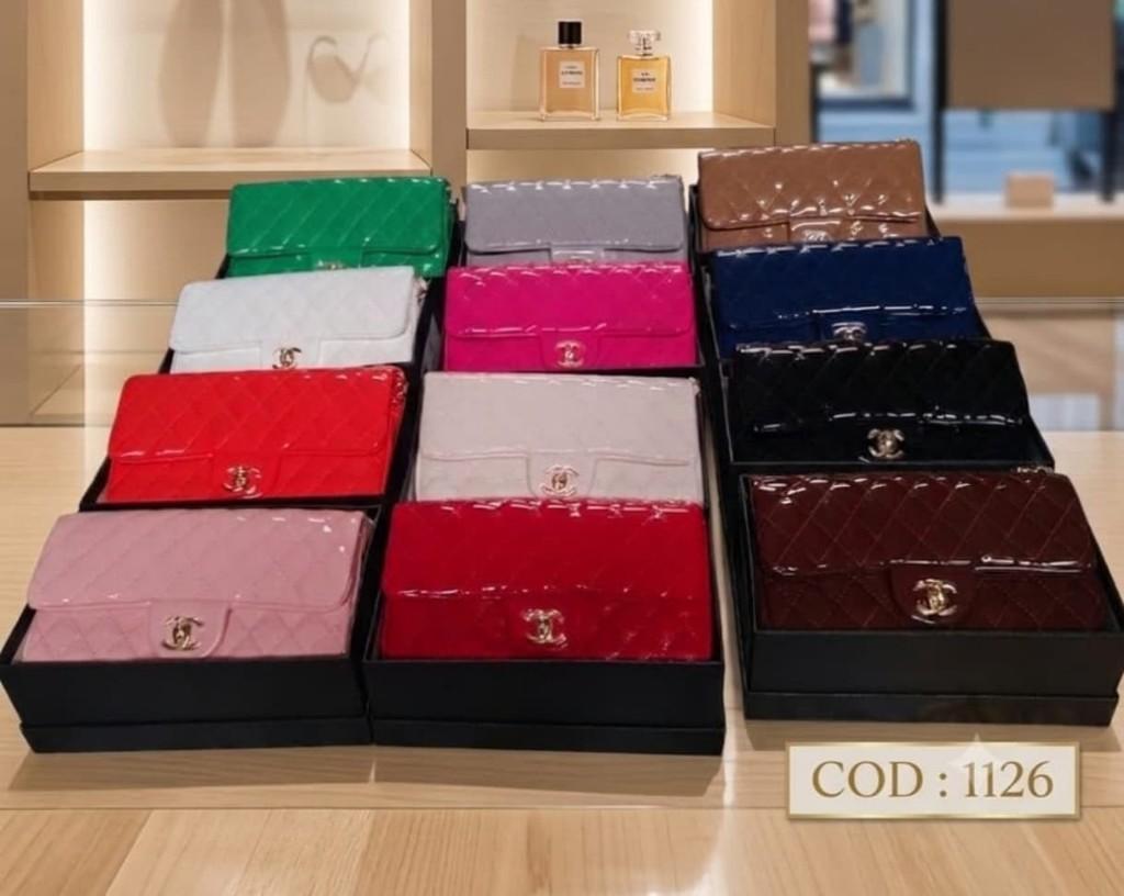 Billeteras CHANEL Premium