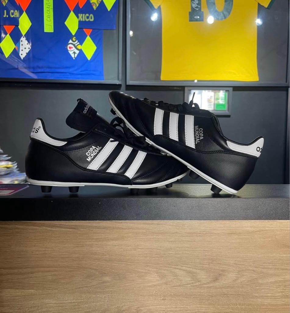 adidas Copa Mundial negros