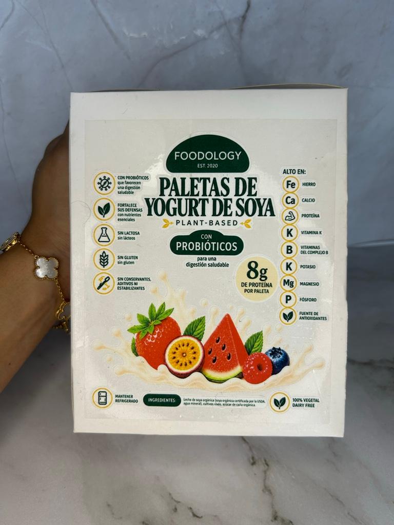 Miniatura 2 de Paletas de yogurt de soya frutas del bosque