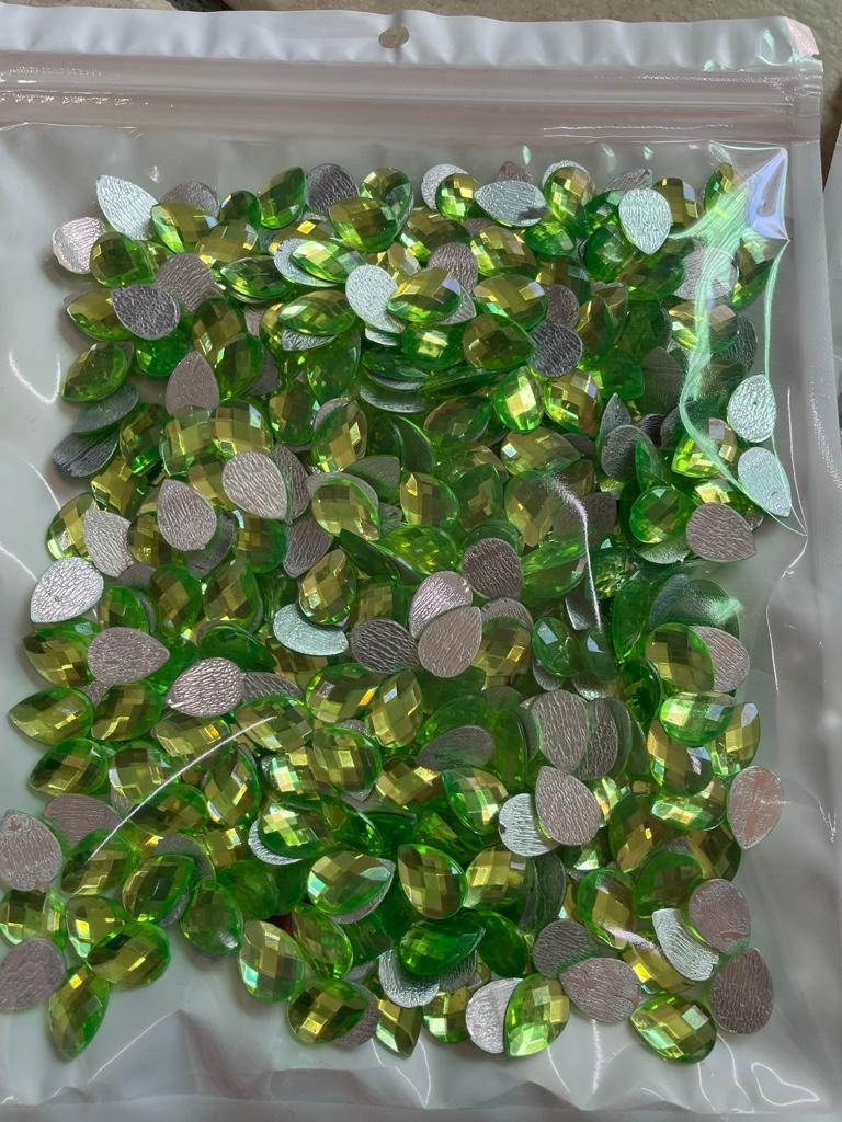 Acrílico verde 10x14 mm