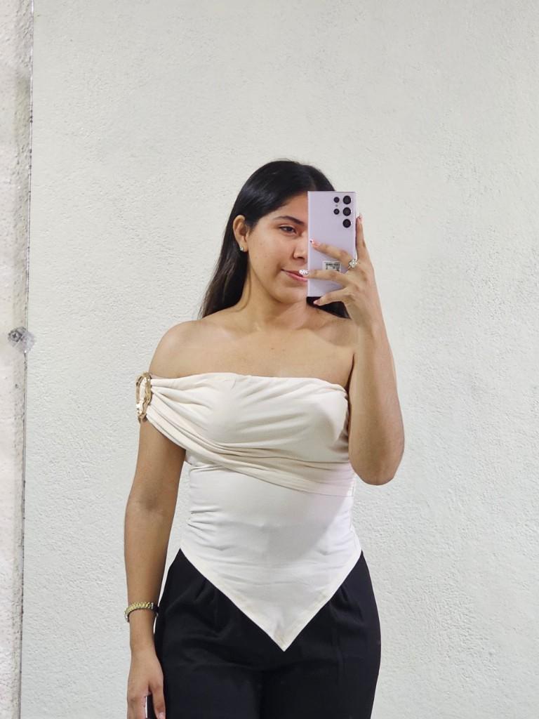 Miniatura 3 de Blusa de mujer dobladillo asimétrico