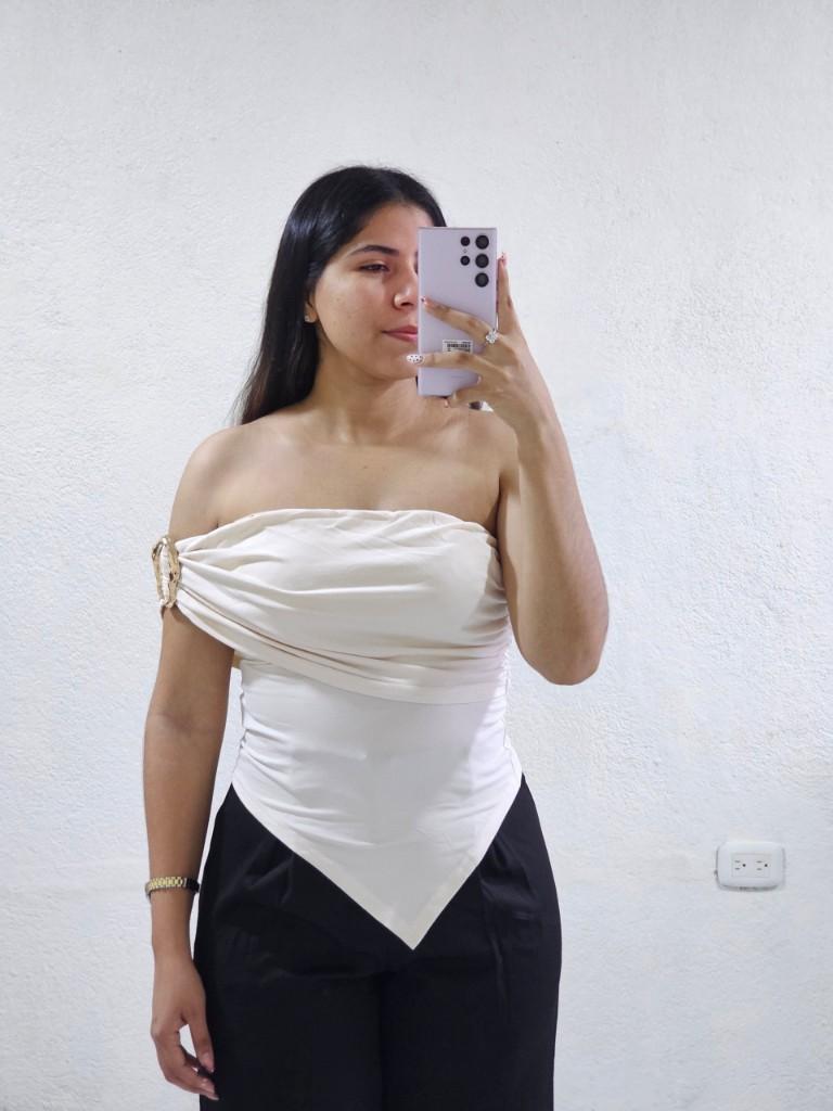 Miniatura 2 de Blusa de mujer dobladillo asimétrico
