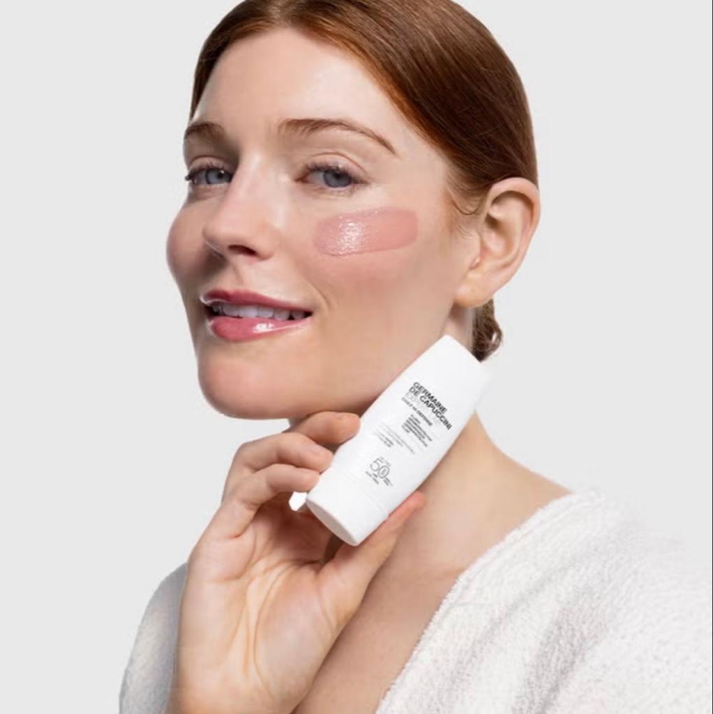 Miniatura 2 de Daily Hi Defense SPF 50 | Protector Solar Facial con Color
