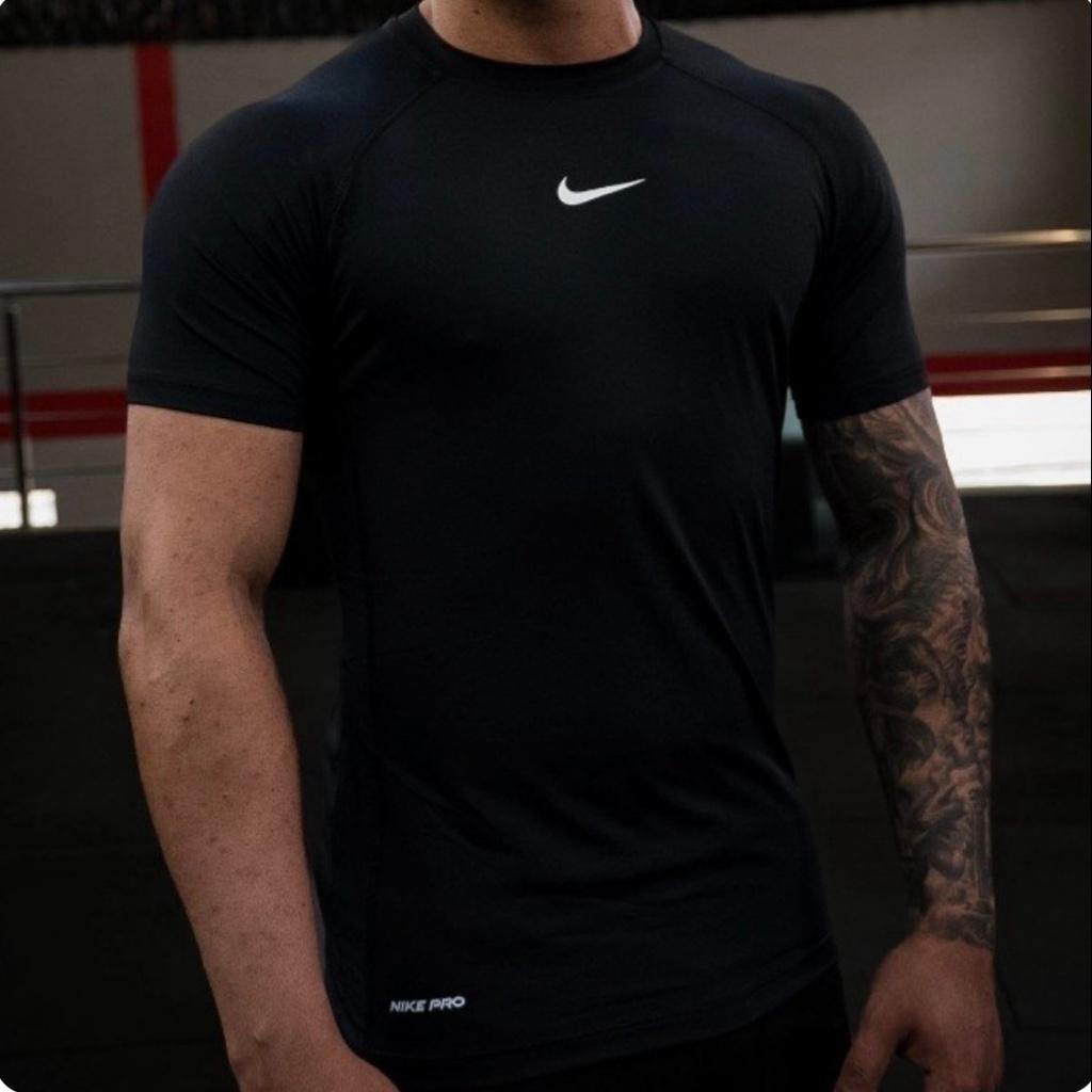 Blusa de Compressão Poliamida NIKE
