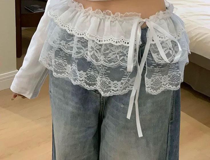 White lace skirt