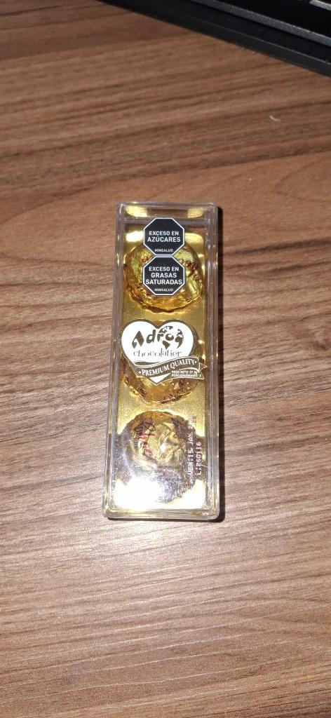 Adora chocolates surtidos
