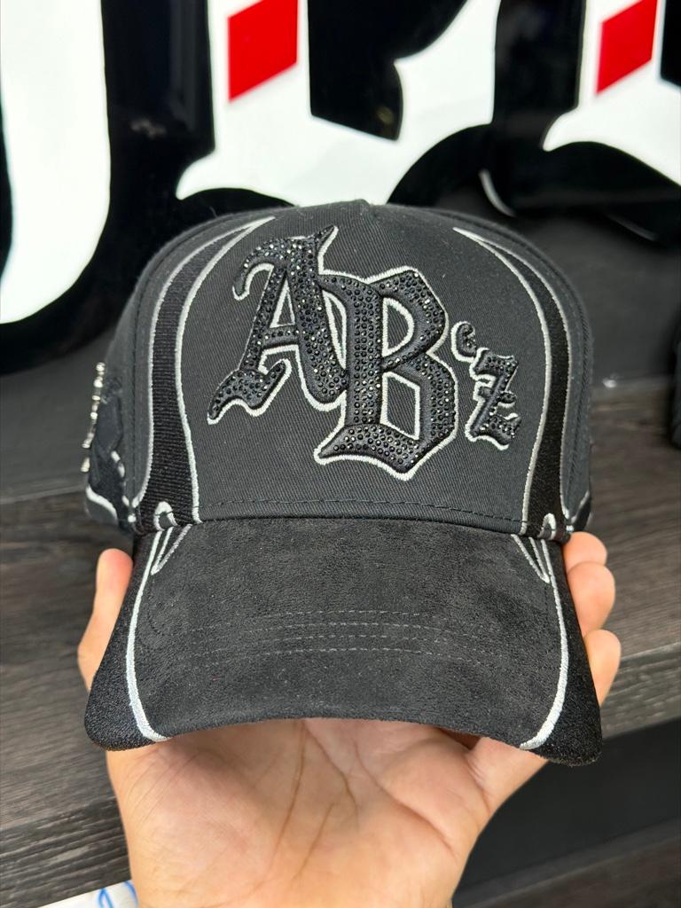 Báez x Adriano Zendejas