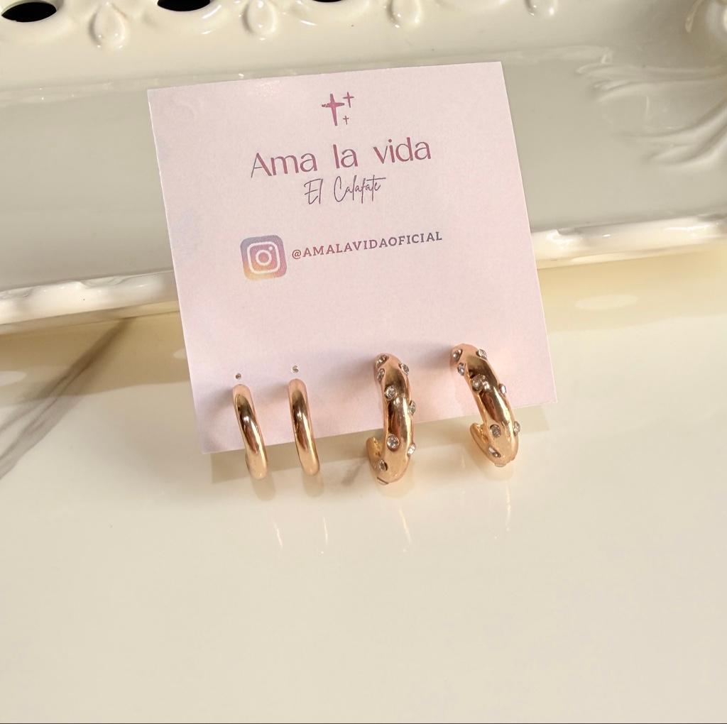 2 pares de Aros dorados con brillos hipoalergenicos