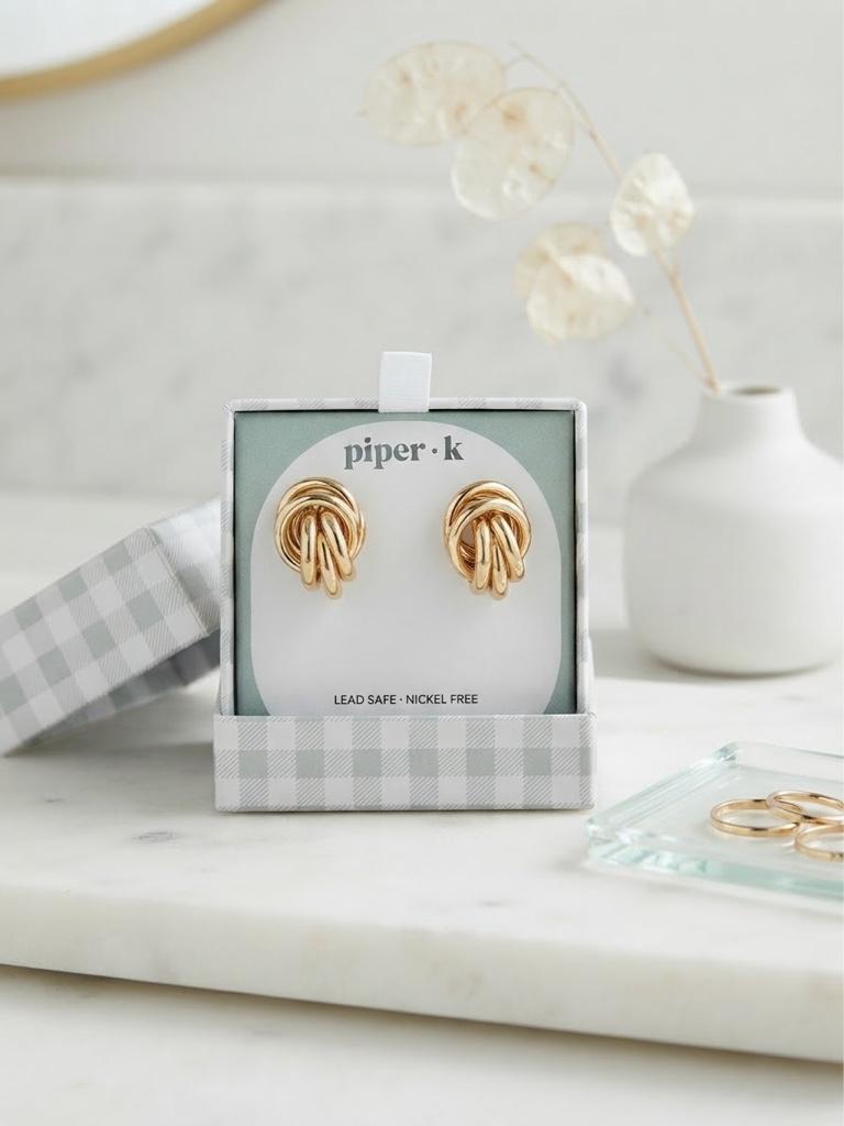 Miniatura 2 de Aretes dorados Alpec K