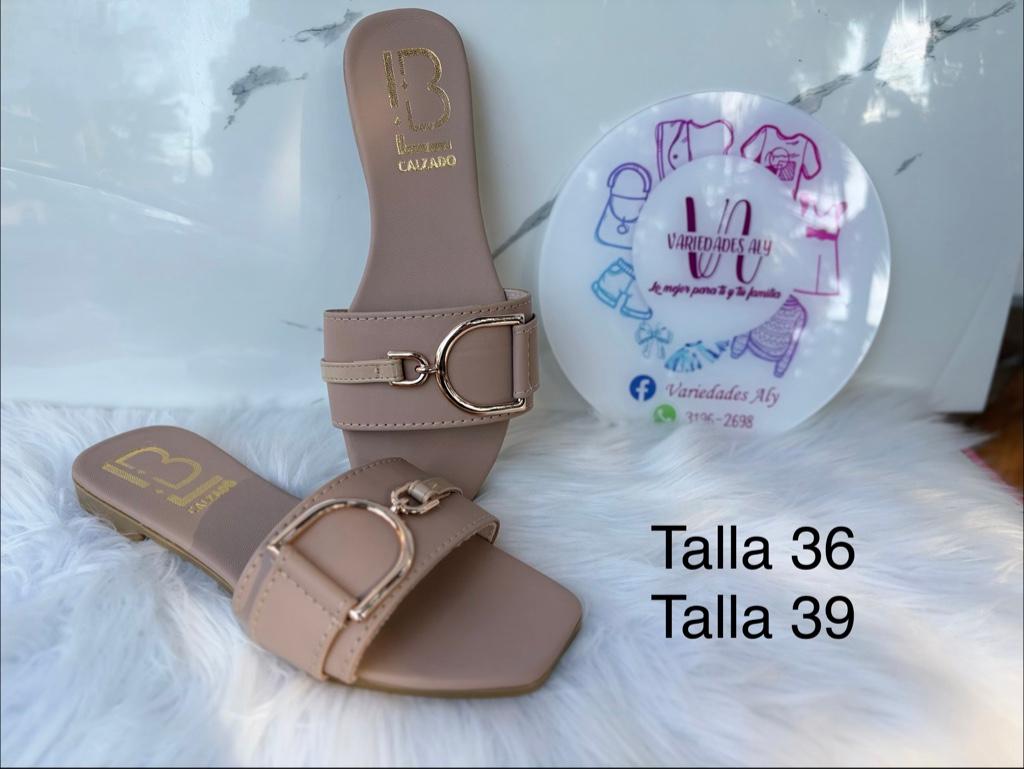 B calzado sandalias nude
