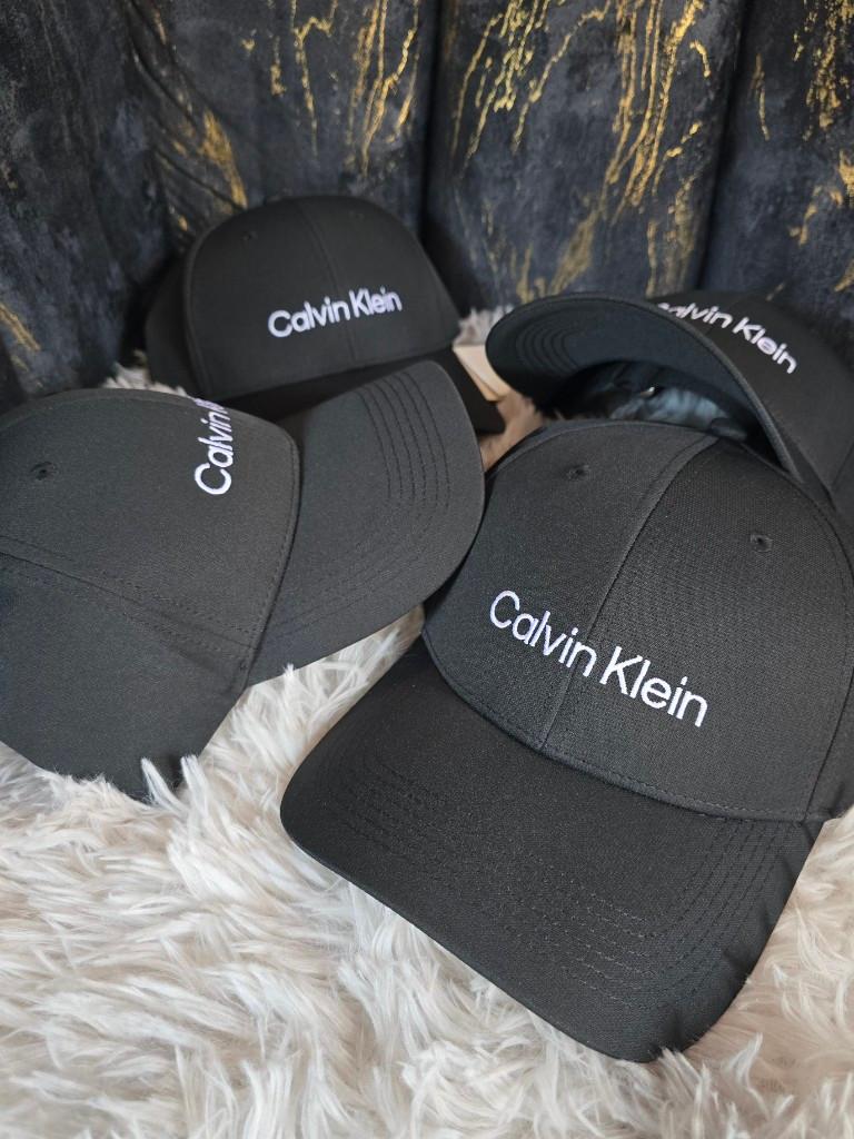 Miniatura 3 de Calvin Klein Negra Clásica