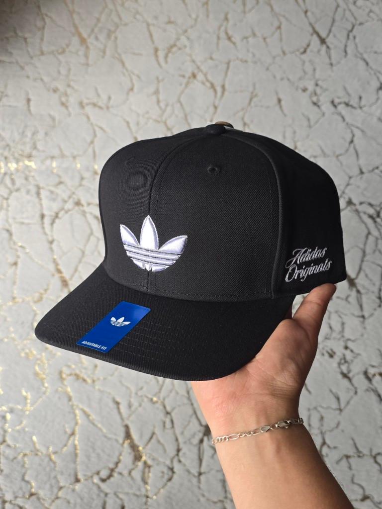 ADIDAS Trifolio Negra