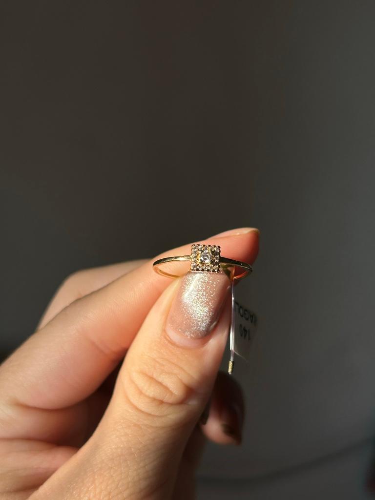 140-Anillo cuadrado circones