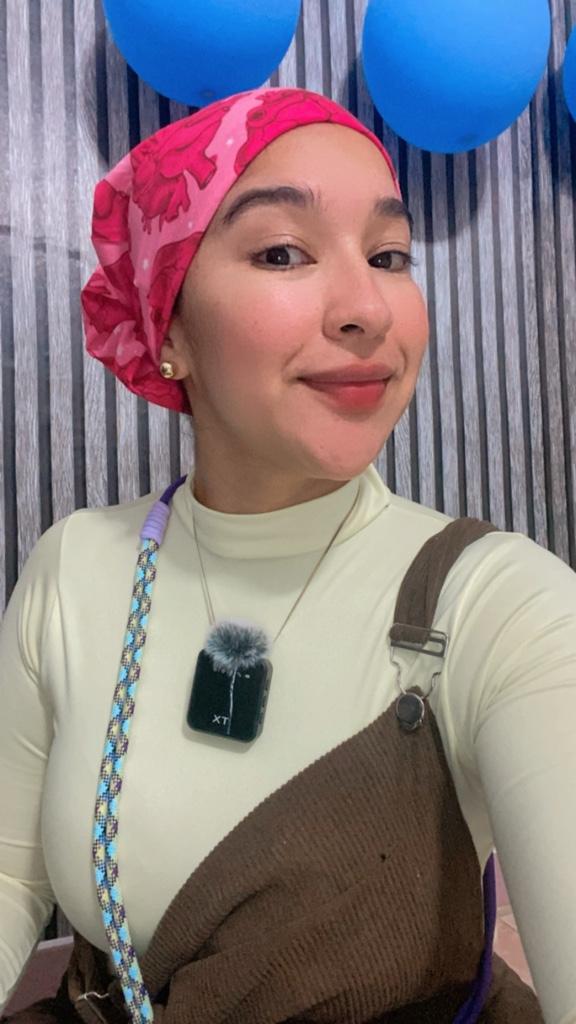 BUFANDA PARA CABELLO CORAZONES ROSA