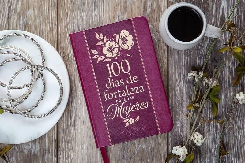 100 dias de fortaleza para las Mujeres