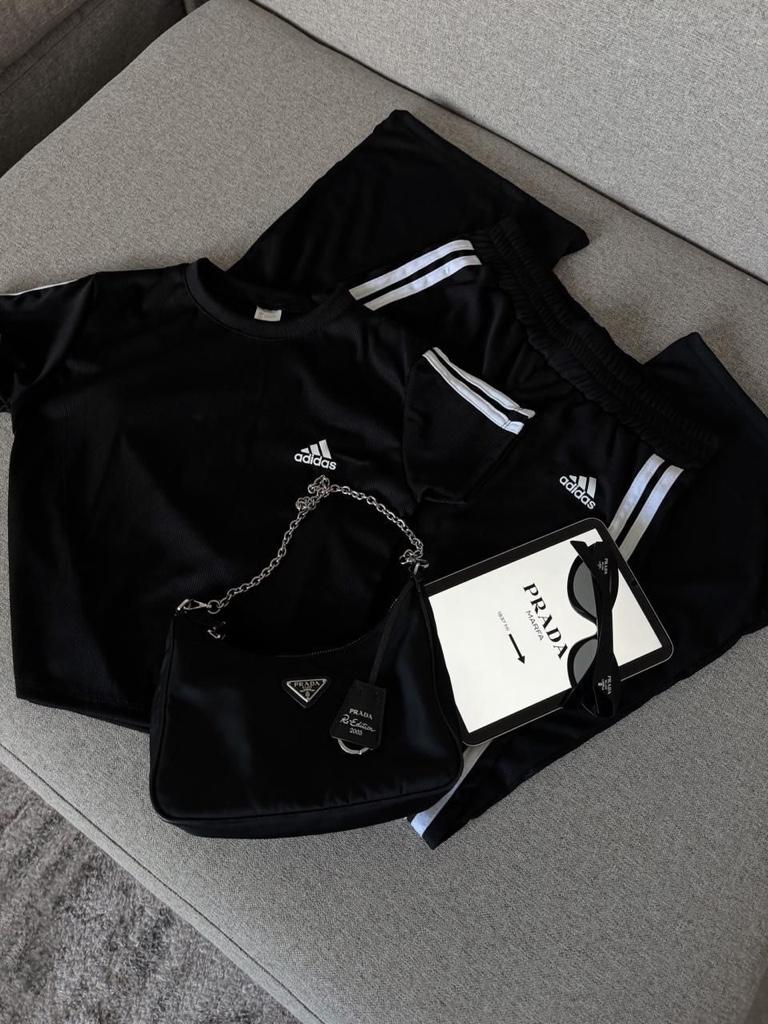 Adidas negro