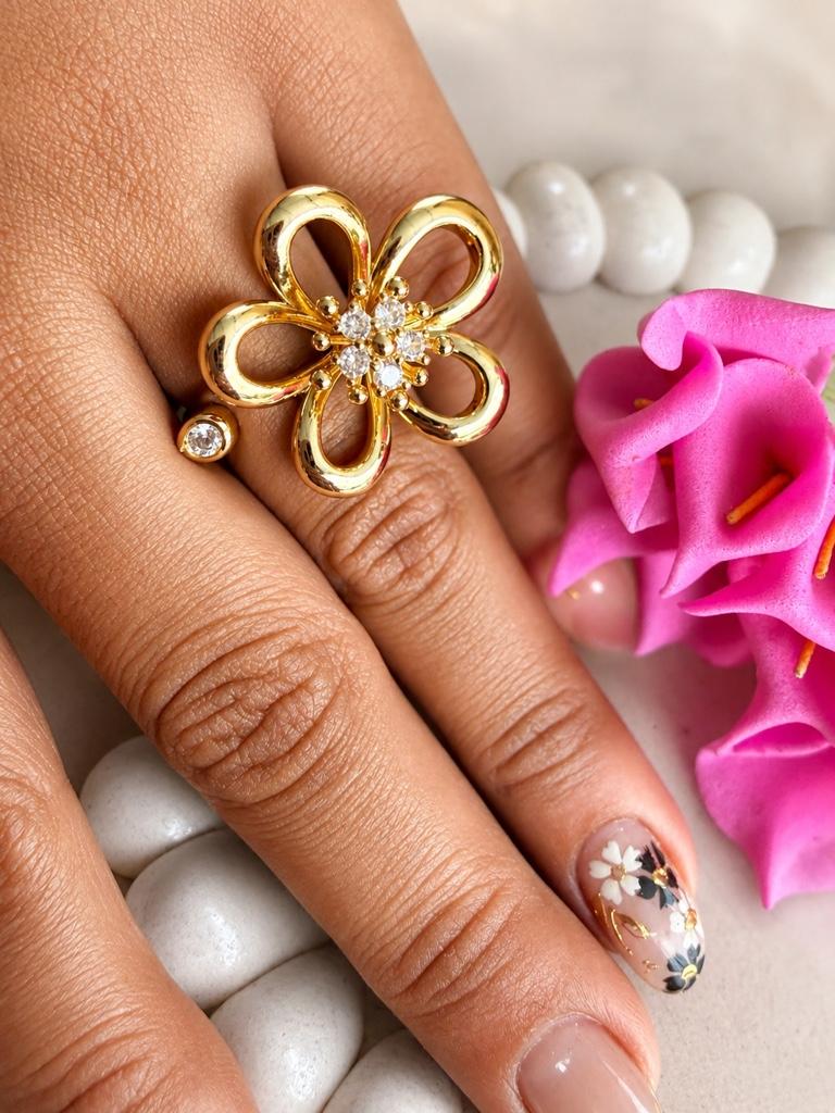 Anillo flor dorado