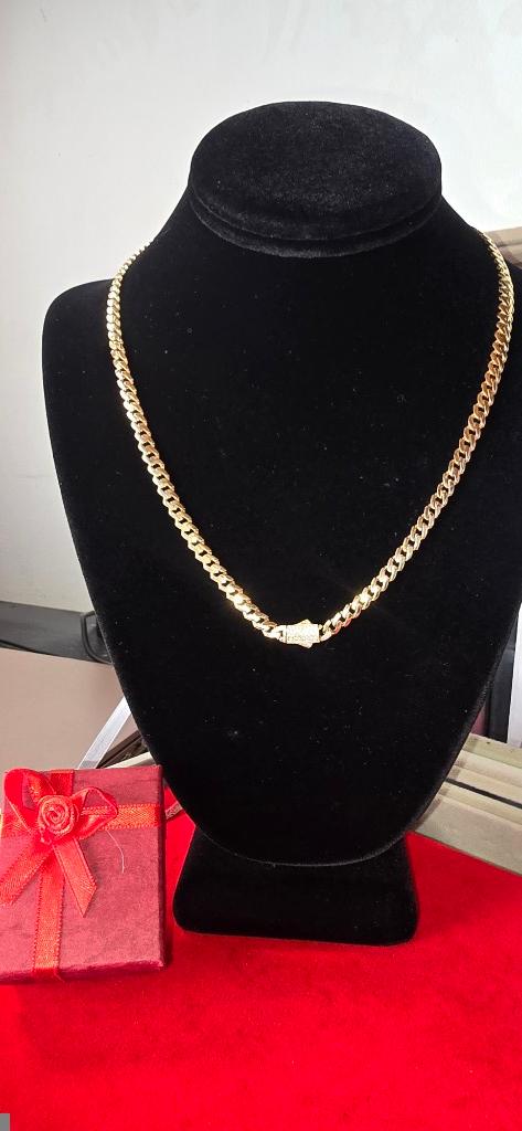 14kt Gold Cuban Chain Necklace