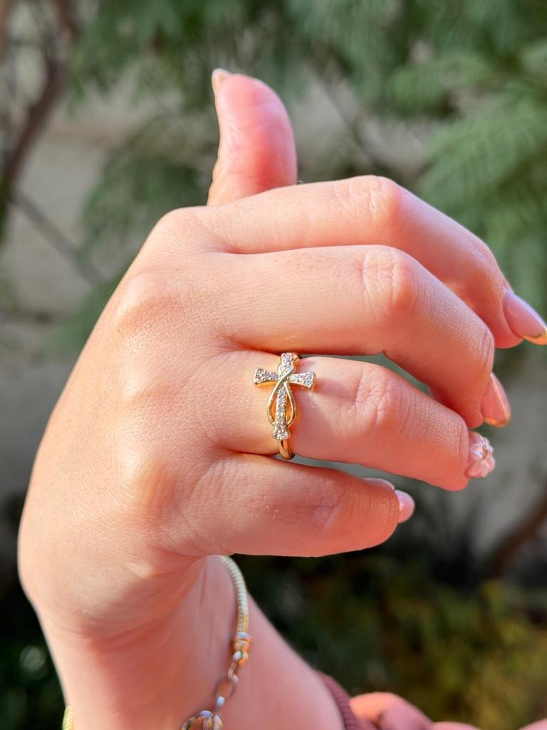 Anillo Cruz-Diamantes