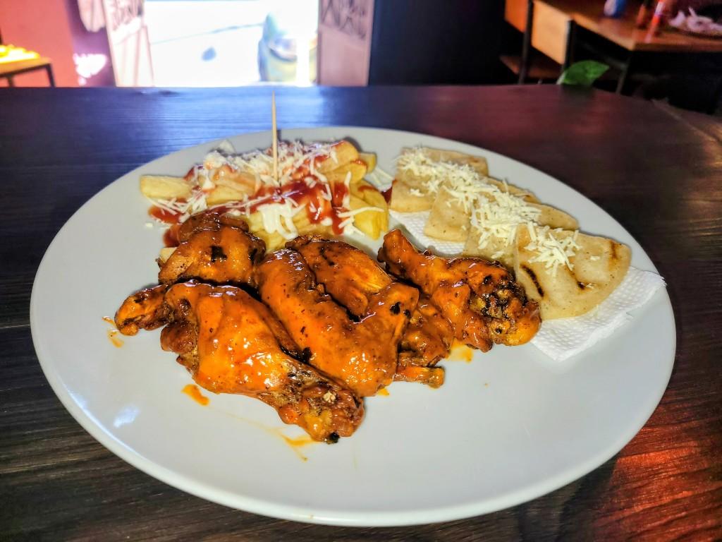 Alitas en Salsa Búfalo