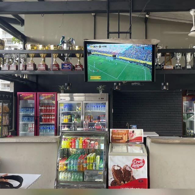  Cafetería  1 