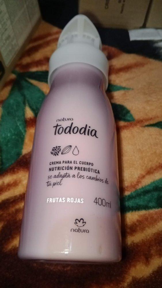 Miniatura 2 de Crema Hidratante Frutas rojas