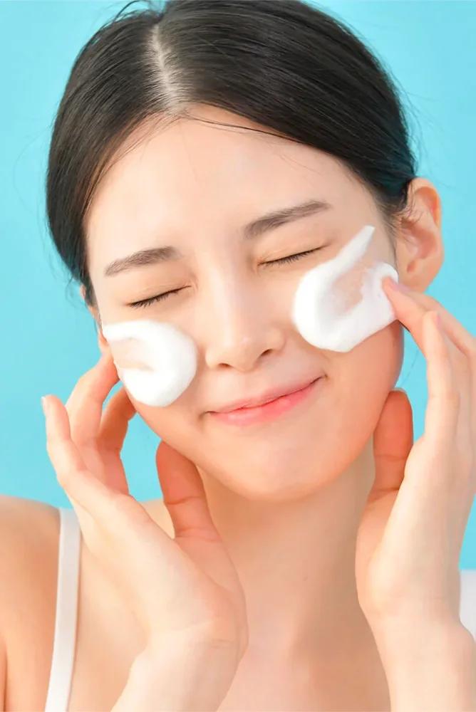 Miniatura 2 de  Round Lab - 1025 Dokdo Cleanser - 150ml