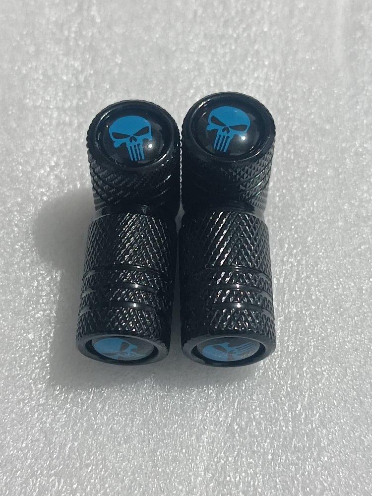 Miniatura 2 de JUEGO DE 4 TAPA VALVULAS CALAVERA NEGRA / AZUL