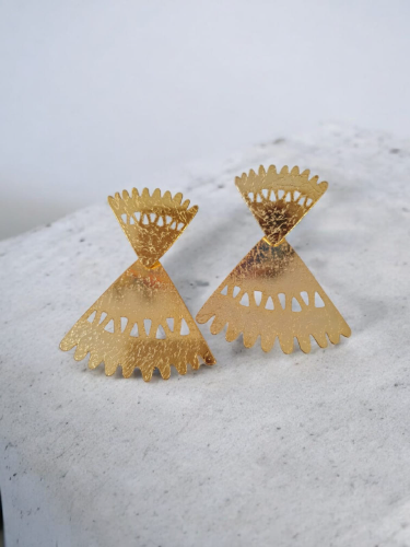Aretes Abanico. Bronce Laminado En Oro De 24kl