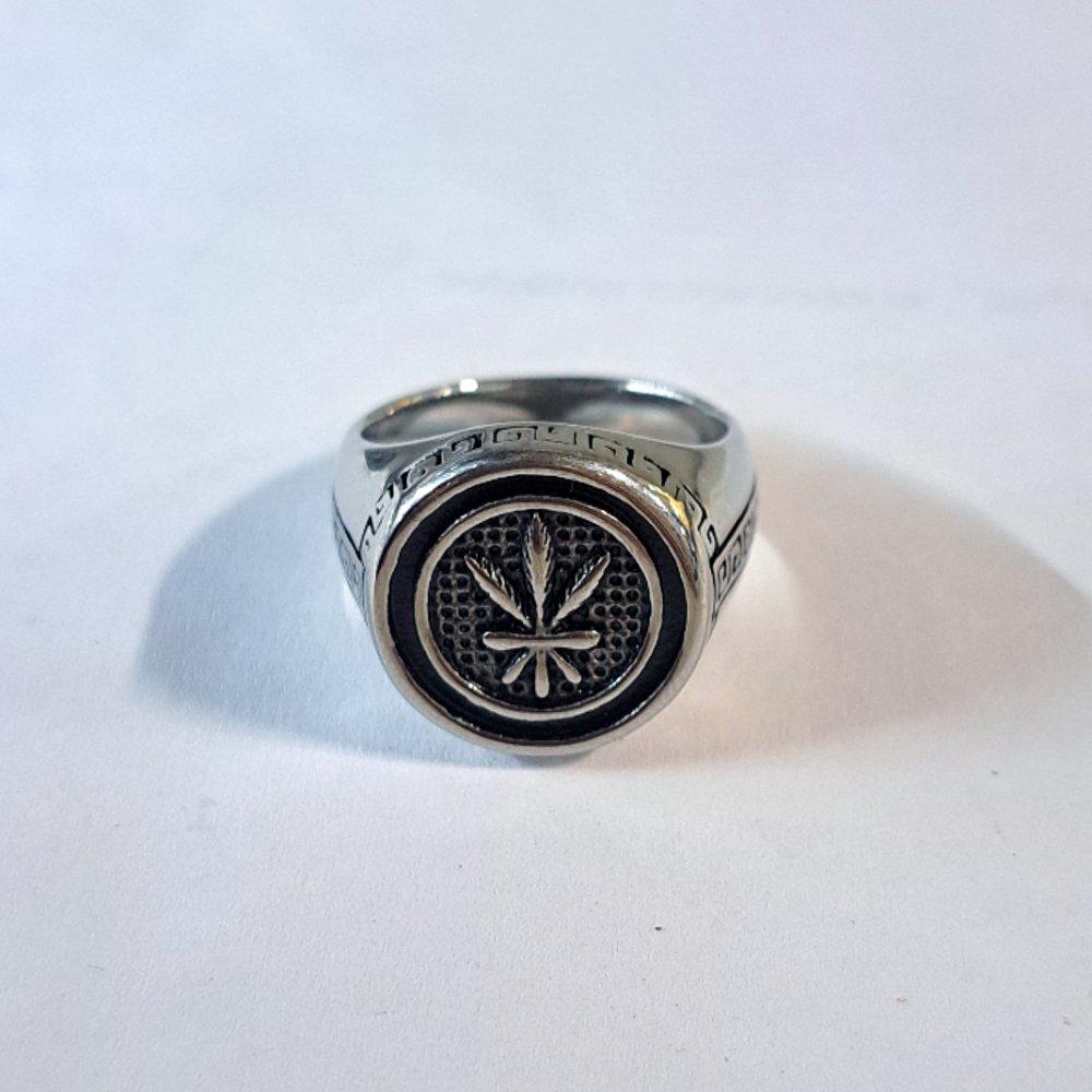 Miniatura 3 de Anillo de hombre con diseño acero plateado