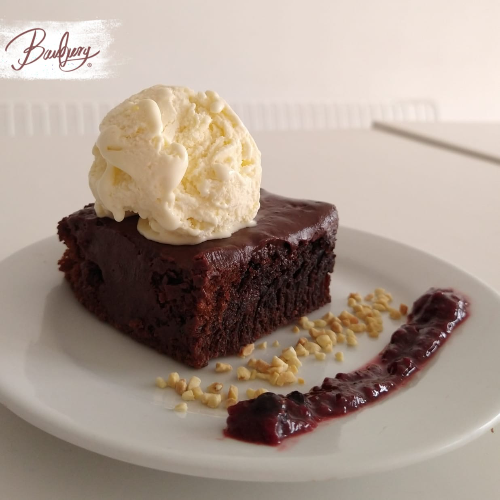 Brownie con helado