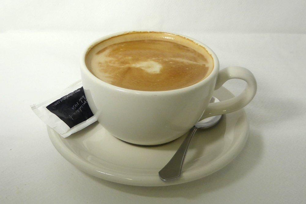 CAFE CON LECHE 