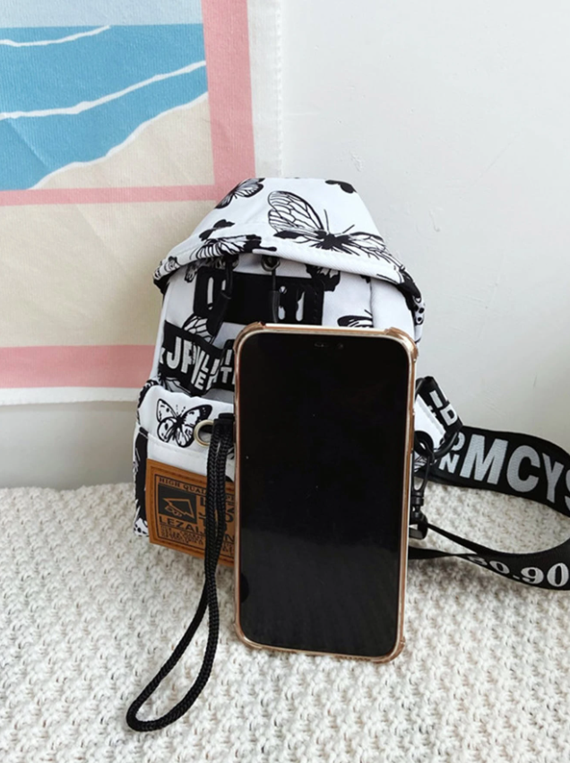 Miniatura 2 de Bolso con diseño de grafiti