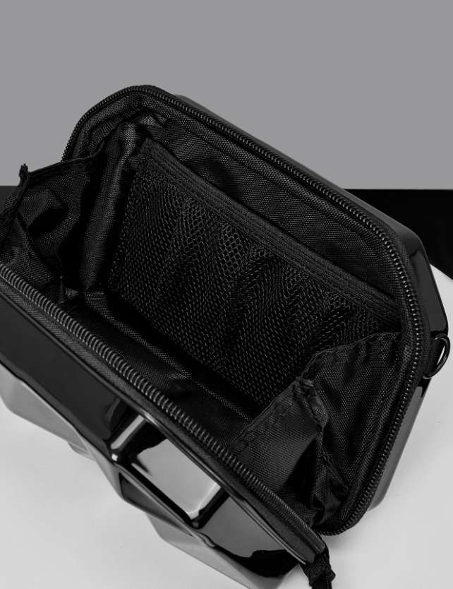 Miniatura 3 de Bolso negro impermeable con diseño rubik