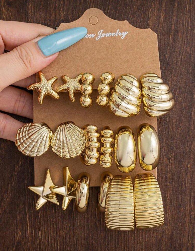 ARETES DORADOS DE VERANO