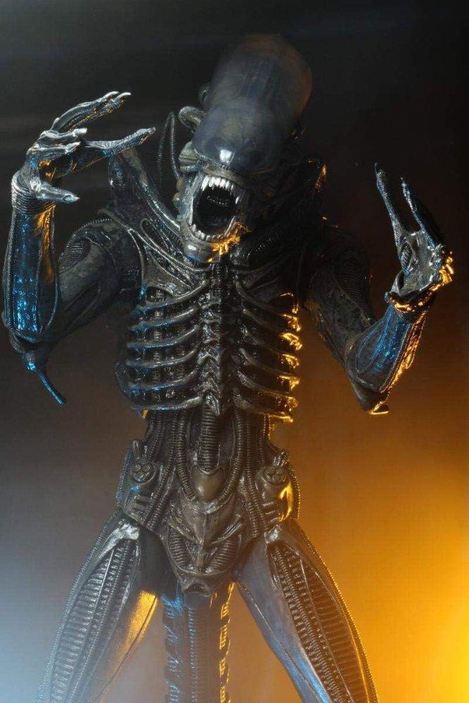 Alien Ultimate 40th Anniversary Big Chap 1:4 Scale Action Figure