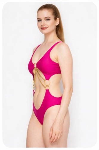 BIKINI  con detalle de cadena dorada y aberturas fucsia