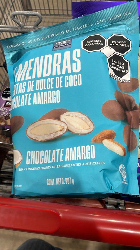 Almendras Cubiertas de Dulce de Coco y Chocolate Amargo 