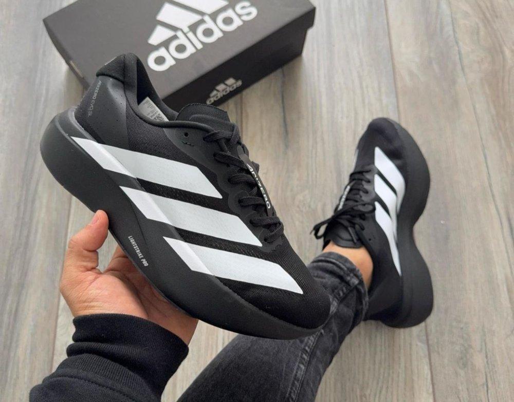 ADIDAS ADIZERO NEGRO RAYAS BLANCAS